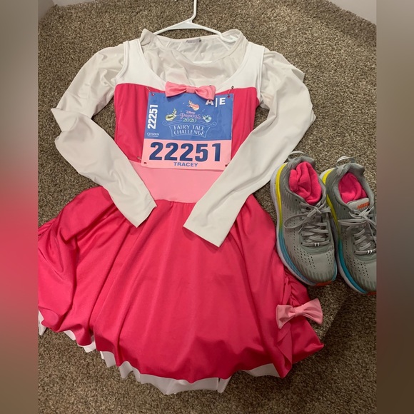 Inspired Cinderella “Ruined” Pink Ball Gown Running Dress Costume Size 4 XS/S - Picture 8 of 8